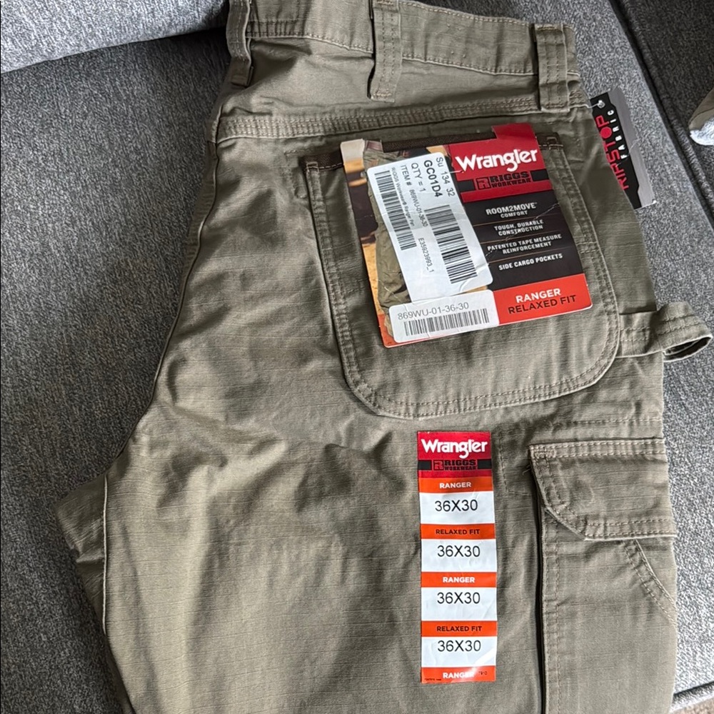 Wrangler Brown Cargo Pants Durable Cotton Blend